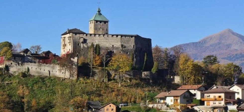 Castel Ivano diventa 'Borgata' per meriti storici, nuovo stemma per il Comune Predaia Valle di Non